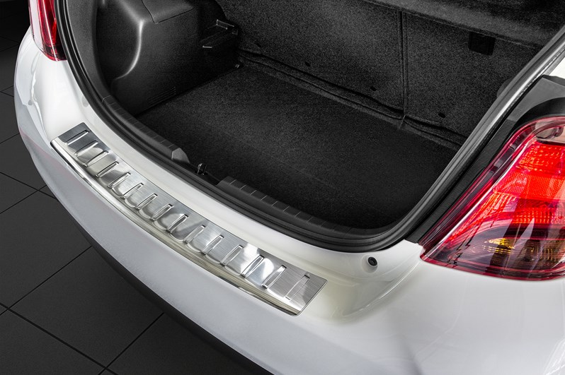 Nerezový kryt hrany nárazníku/kufru, Toyota YARIS III, 2014->, Hatchback, FL