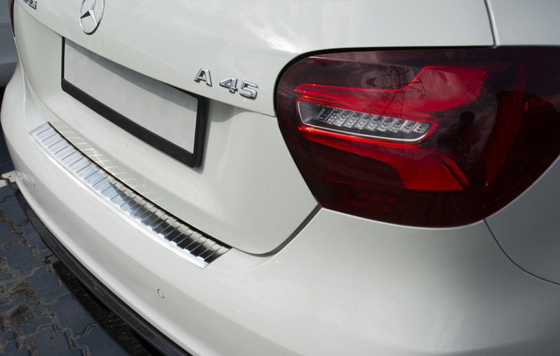 Nerezový kryt hrany nárazníku/kufru, Mercedes AMG A-Klasa, 2015->