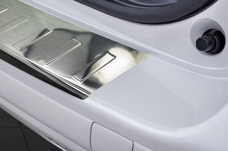Nerezový kryt hrany nárazníku/kufru, Peugeot 5008 Minivan, 2009->