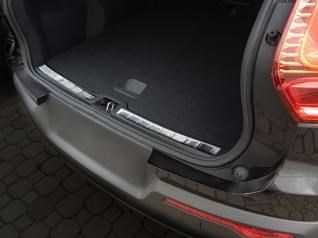 Nerezový kryt vnitřní hrany kufru, Volvo XC40, 2017-