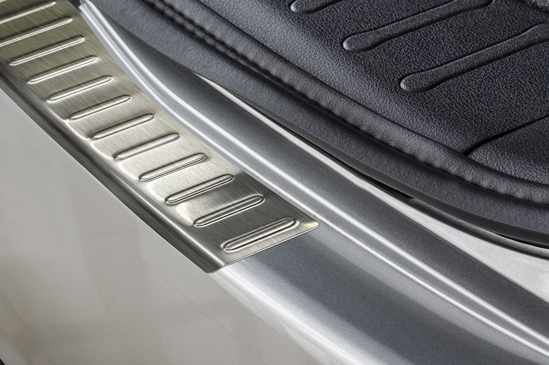 Nerezový kryt hrany nárazníku/kufru,, Nissan NOTE II, 2013->, Hatchback