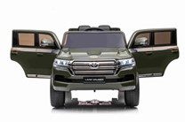 Dětské elektrické licenční  autíčko TOYOTA LAND CRUISER -  lakovaná barva Army zelená