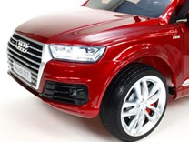 Dětské elektrické auto Audi Q7 s 2,4G DO červená