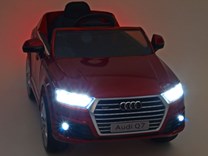 Dětské elektrické auto Audi Q7 s 2,4G DO červená